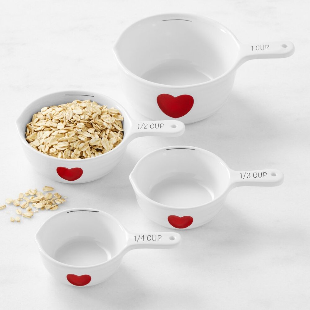 Williams Sonoma Ceramic Heart Measuring Cups Set of 4 NEW